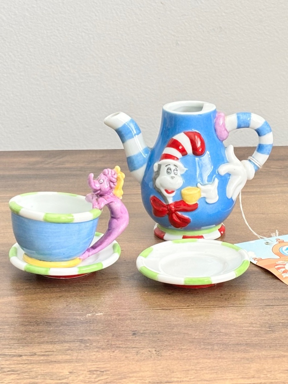 NWT VINTAGE 1998 Wubbulous World of Dr. Seuss Cat in Hat Miniature Mini Tea Set